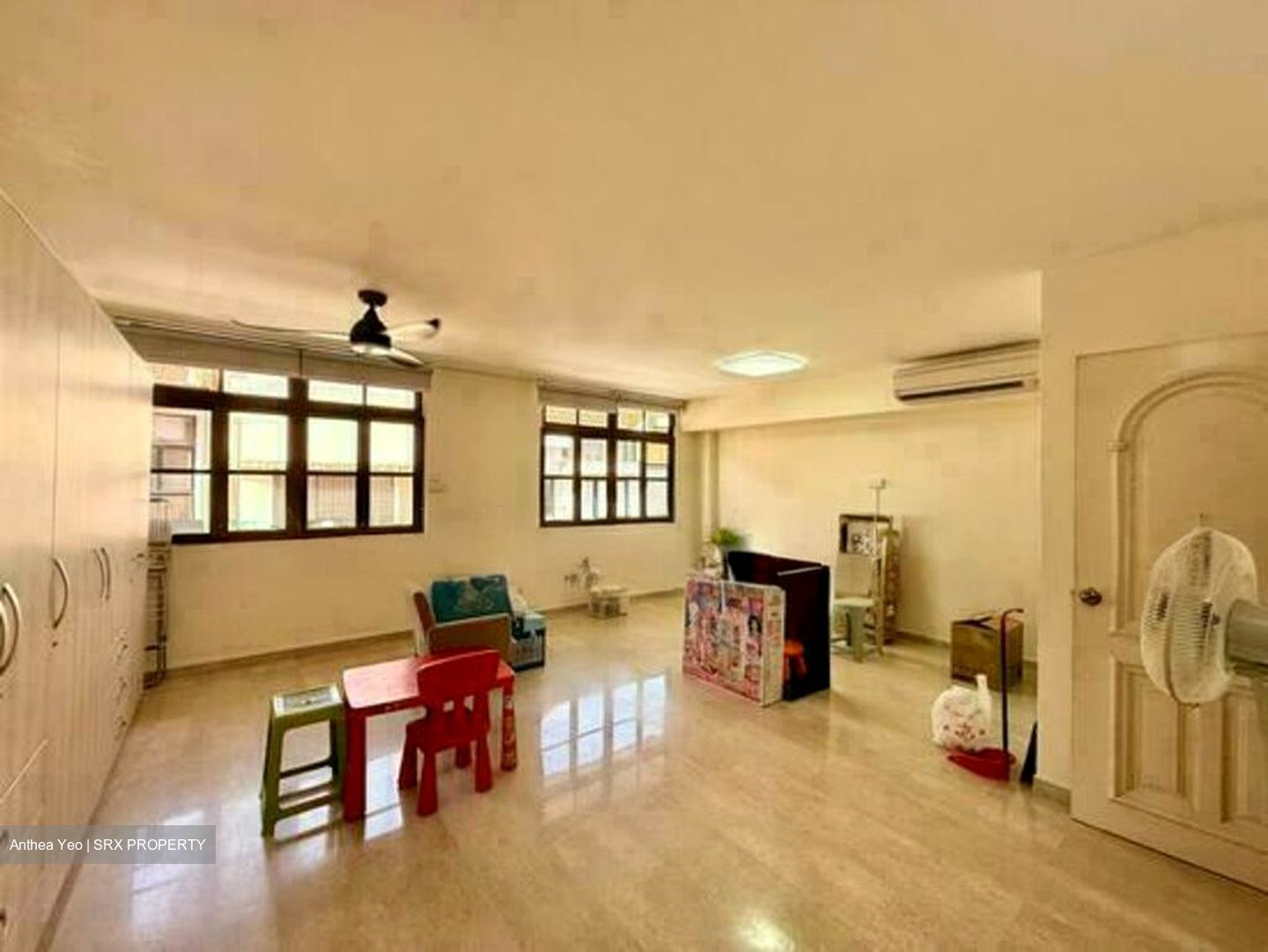 Cambridge Road (D8), Terrace #584388141
